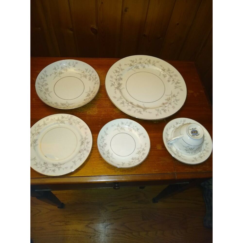 Citadel China Sybil 5 piece setting. Pink and Gray flowers. Vintage